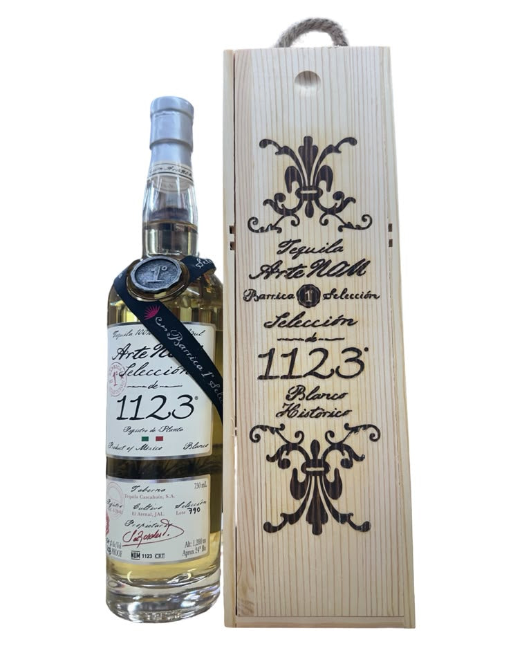 Artenom Seleccion de 1123 Lote #790 Single Barrel El Cerrito Liquor Store Pick Blanco Tequila 750ml