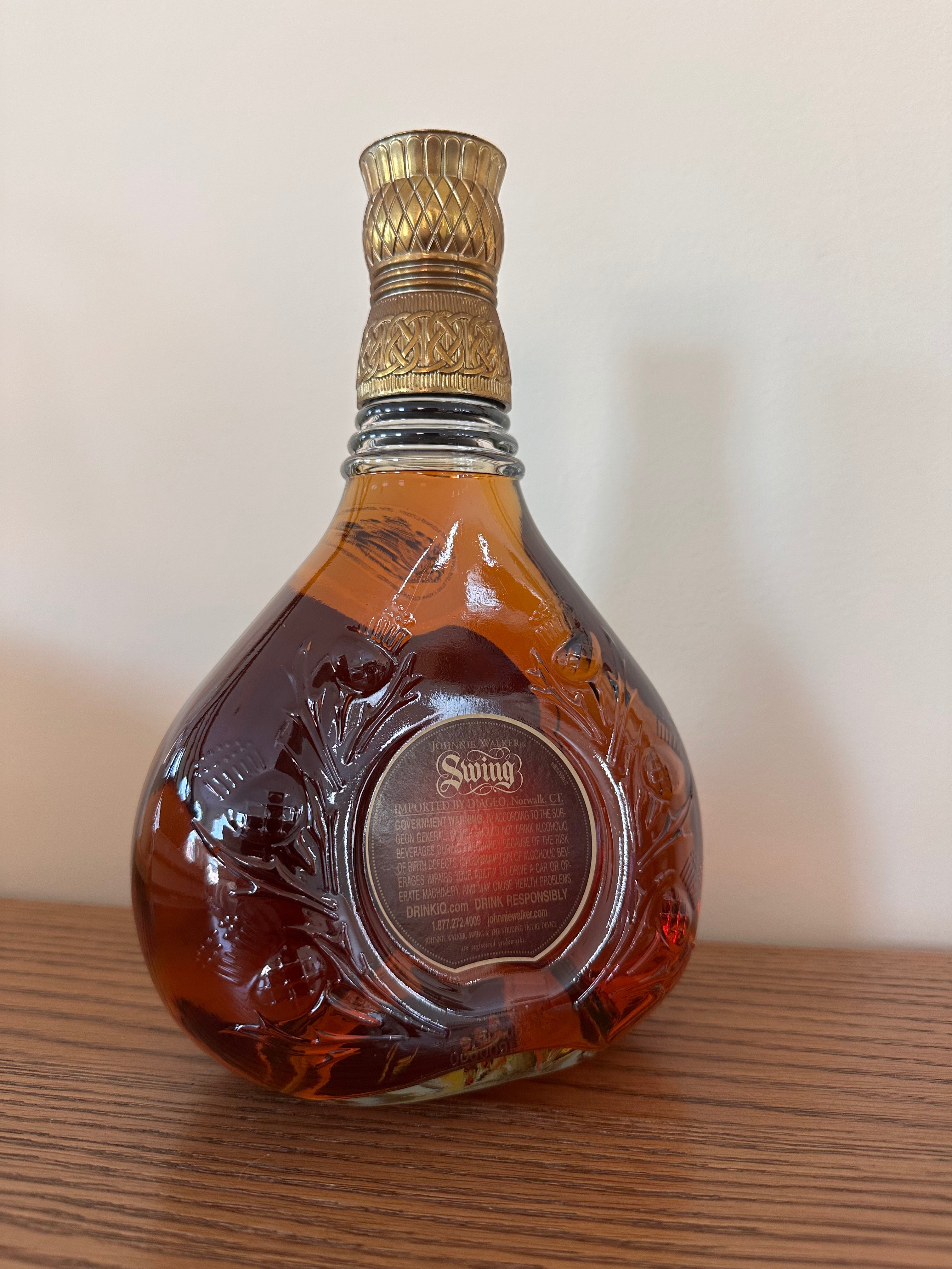 Johnnie Walker Swing Blended Scotch Whisky 750ml