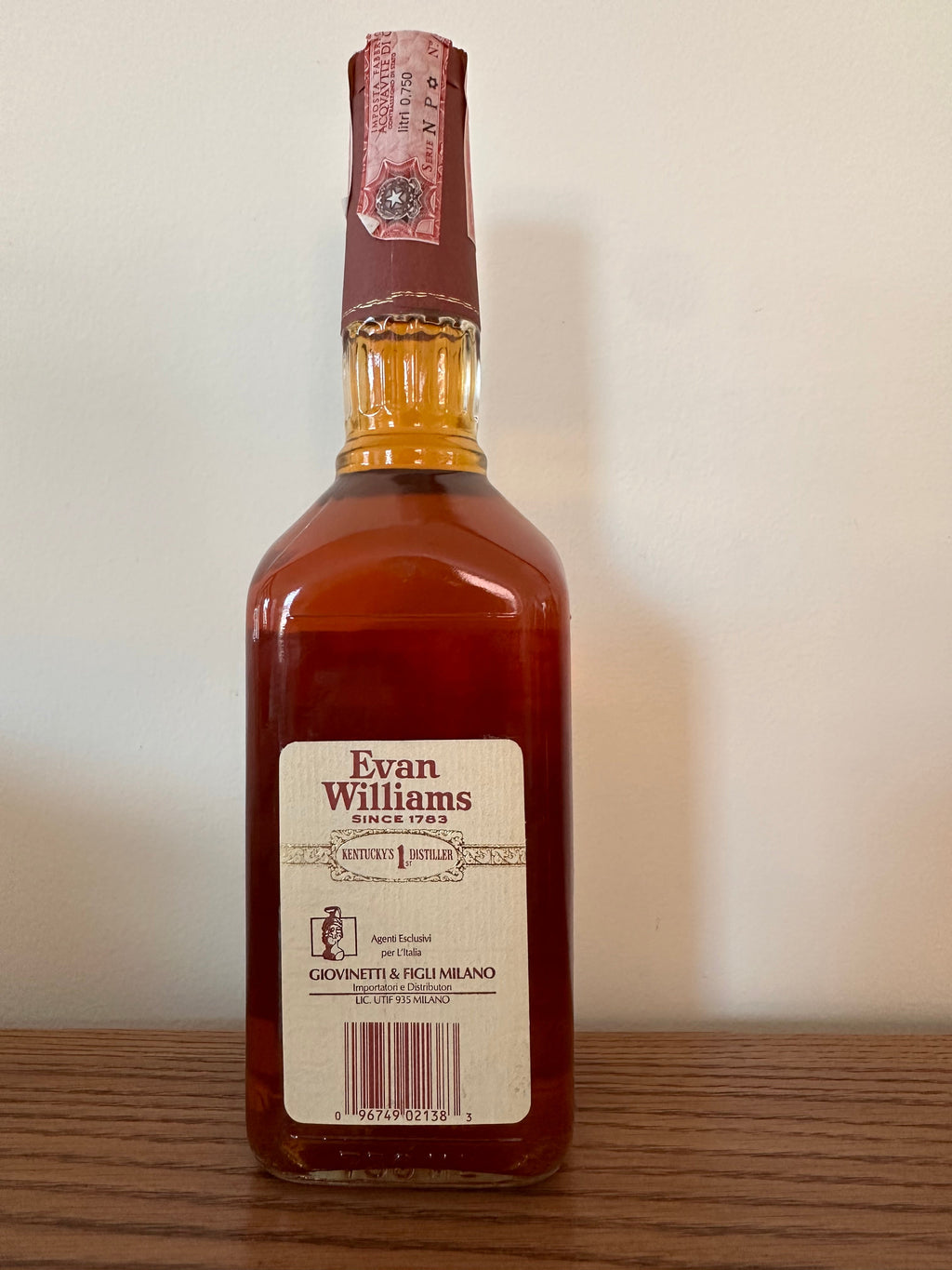 1990 Evan Williams Heaven Hill 8 Year Old Kentucky Straight Bourbon Whiskey 750ml