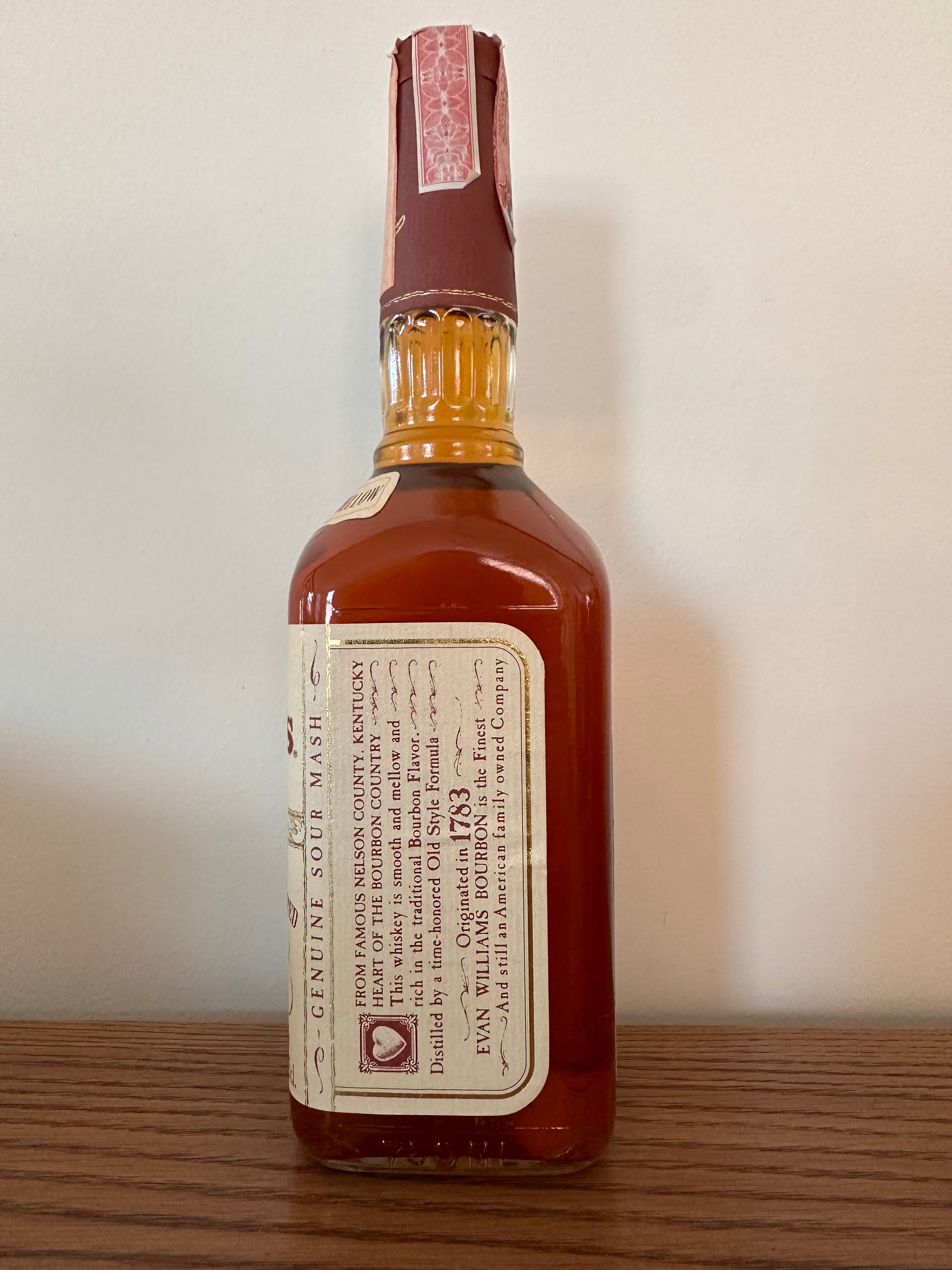 1990 Evan Williams Heaven Hill 8 Year Old Kentucky Straight Bourbon Whiskey 750ml
