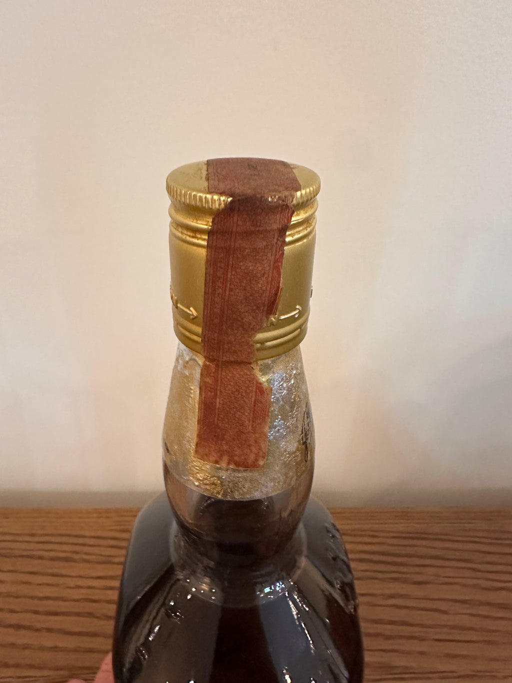 J.W. Dant Bourbon (1960s-1970s Release) 86 Proof Export 4/5 Quart