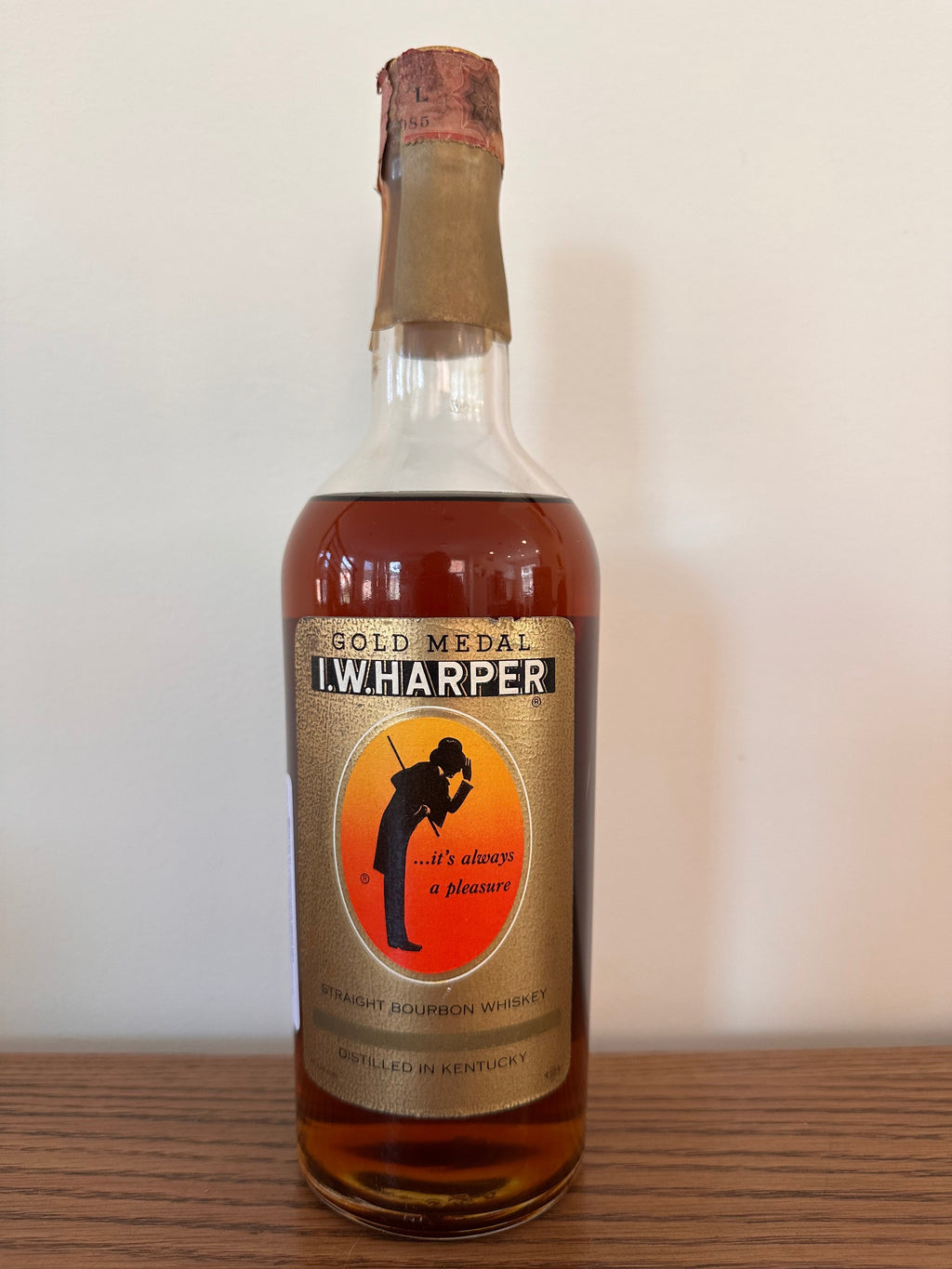 I.W. Harper Gold Medal Bourbon Whiskey 0.75l Vintage Imported By S.I.L.V.A Bianchi S.P.A