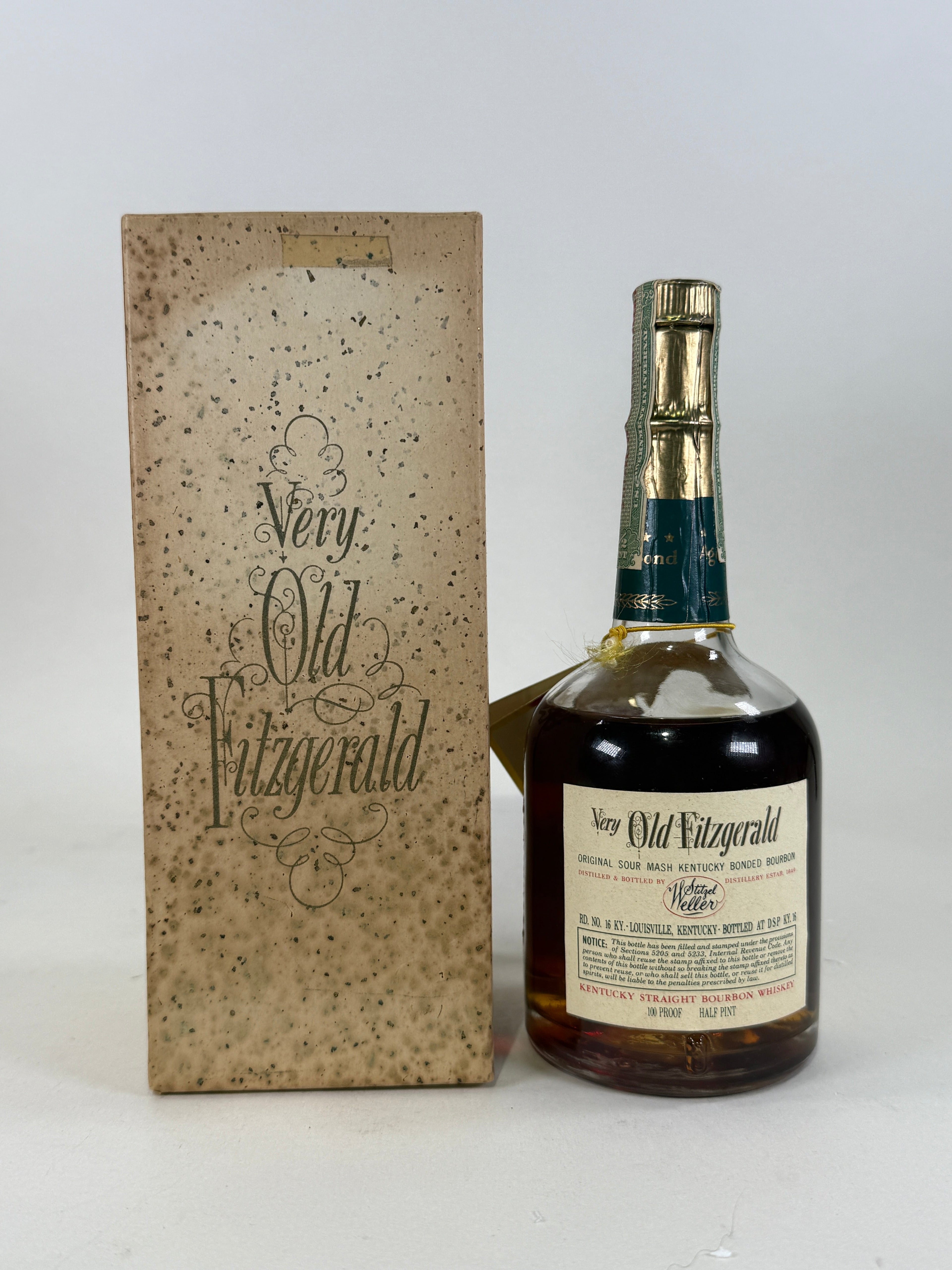 1962 Old Fitzgerald Very Old 8 Year Old Bourbon Whiskey 1/2 Pint