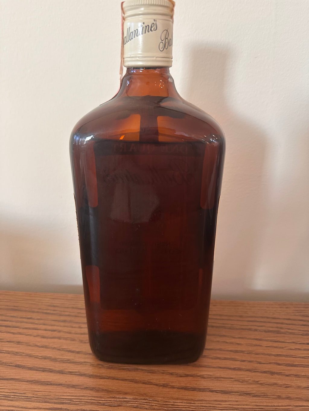 Ballantine's Finest Blended Scotch Whisky Quart 1977-1982