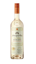 Folie a Deux Menage a Trois Moscato Sweet White Blend 750ml